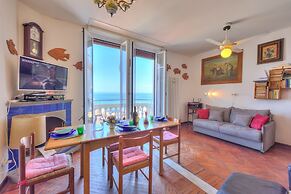 La Vie Enchanting Sea View