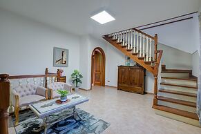 Villa Oasi With Private Pool