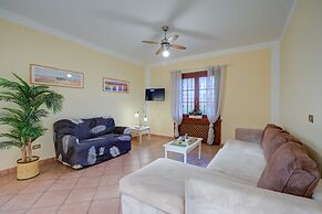 Villa Oasi With Private Pool