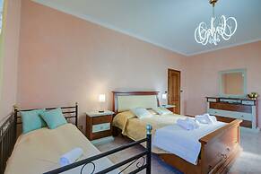 Villa Oasi With Private Pool