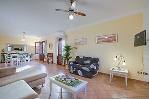 Villa Oasi With Private Pool