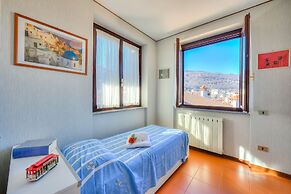 Laura s Cozy Apartment Stresa Center