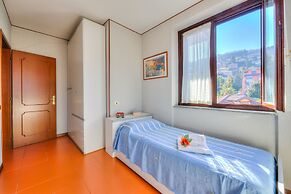 Laura s Cozy Apartment Stresa Center