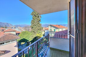 Laura s Cozy Apartment Stresa Center