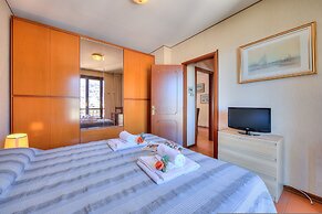 Laura s Cozy Apartment Stresa Center