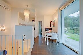 Casa Oleandri With Pool and Lake View