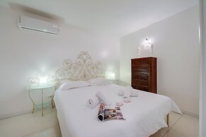 Casa Oleandri With Pool and Lake View