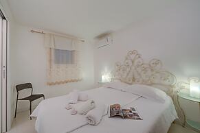 Casa Oleandri With Pool and Lake View