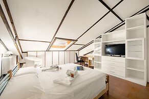 Serendipity With Sea View