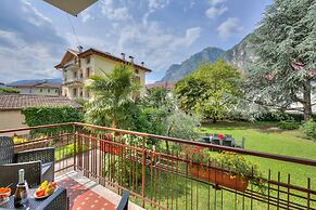 The Bon Ora Apartment