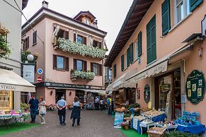 Charming Magognino Stresa Hills Lake View
