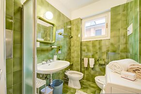 Franka House Fantastic Lake View