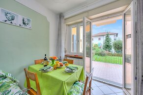 Leonardo House Garden Stresa Center