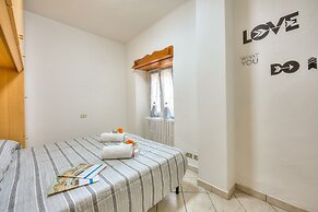 Leonardo House Garden Stresa Center