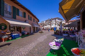 Leonardo House Garden Stresa Center