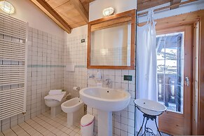 Chalet Lidia Ski In-ski out 50m