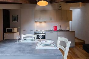 Barbaroux 10 - Luna by Wonderful Italy