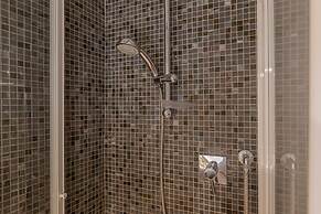 Barbaroux 10 - Luna by Wonderful Italy