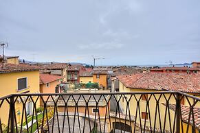 Agata Maison-historical Center and Lake