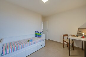 Agata Maison-historical Center and Lake