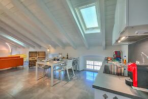 Loft Jacuzzi in Riva del Garda