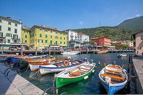 Loft Jacuzzi in Riva del Garda