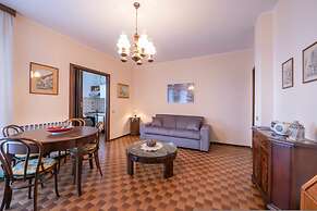Nicoletta s Lake View On Stresa Hills