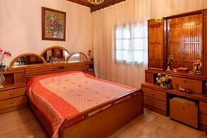 Giota s Garden House