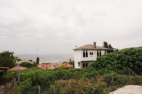 Giota s Garden House