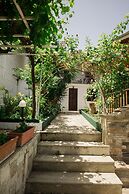 Velanidia Seaside Villa