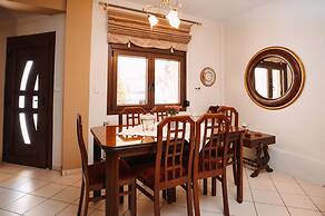 Sylvi Maisonette Volos