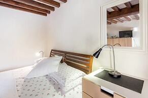 Studio apt (n.2) Ancient Palazzo