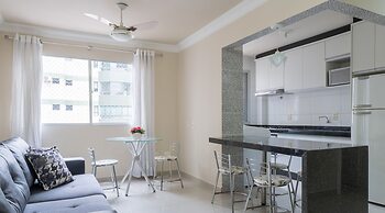 EAC Apto 2min praia Balneário Camboriú