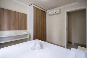 EAC Apto 2min praia Balneário Camboriú