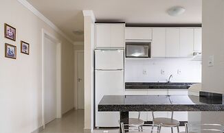 EAC Apto 2min praia Balneário Camboriú