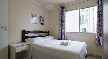 EAC Apto 2min praia Balneário Camboriú