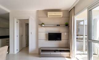 IAPs Apto 140m da praia Floripa