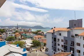 IAPs Apto 140m da praia Floripa