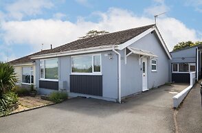 Roslen - Lovely Bungalow Near Beach and Village