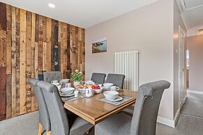 Roslen - Lovely Bungalow Near Beach and Village