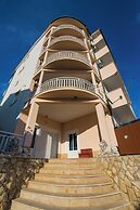 B&B Pero near sea with hot tub access