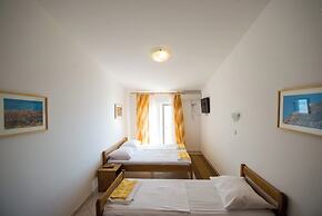 B&B Pero near sea with hot tub access