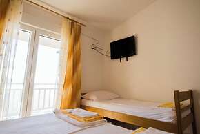 B&B Pero near sea with hot tub access