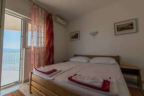 B&B Pero near sea with hot tub access