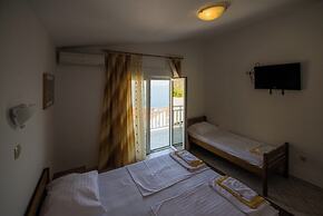 B&B Pero near sea with hot tub access