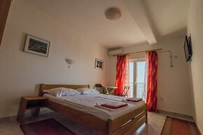 B&B Pero near sea with hot tub access