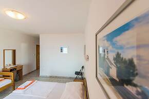 B&B Pero near sea with hot tub access