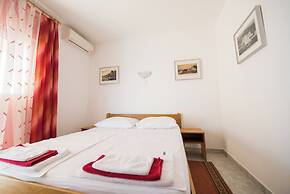 B&B Pero near sea with hot tub access