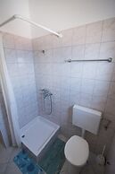 B&B Pero near sea with hot tub access