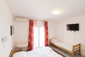 B&B Pero near sea with hot tub access